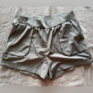 Women's Gray Cargo Shorts